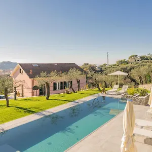Villa Chicchi B&B - Sestri Levante Bed & Breakfast